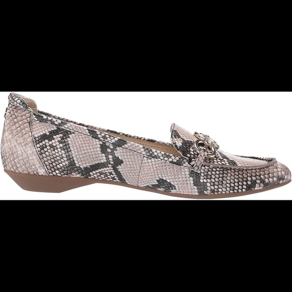 Anne Klein Ola Pointed Toe Leather Loafer - Picture 6 of 6